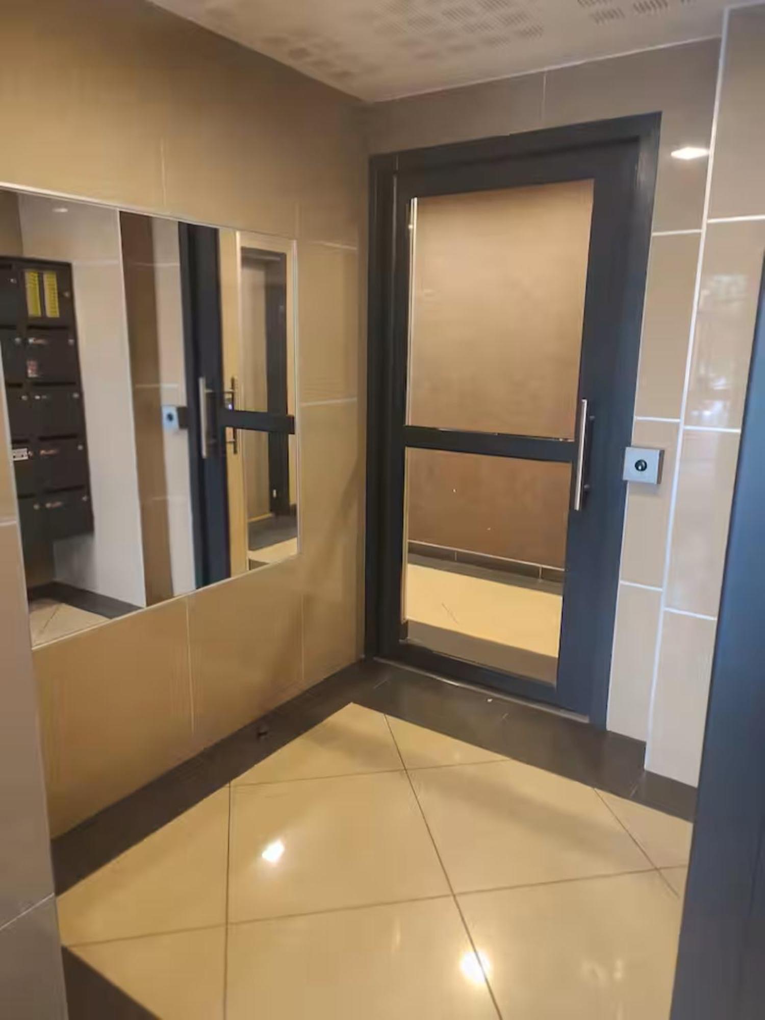A 10 Mins D'Aeroport D'Orly Logement Lumineux Chaleureux Атіс-Монс Екстер'єр фото